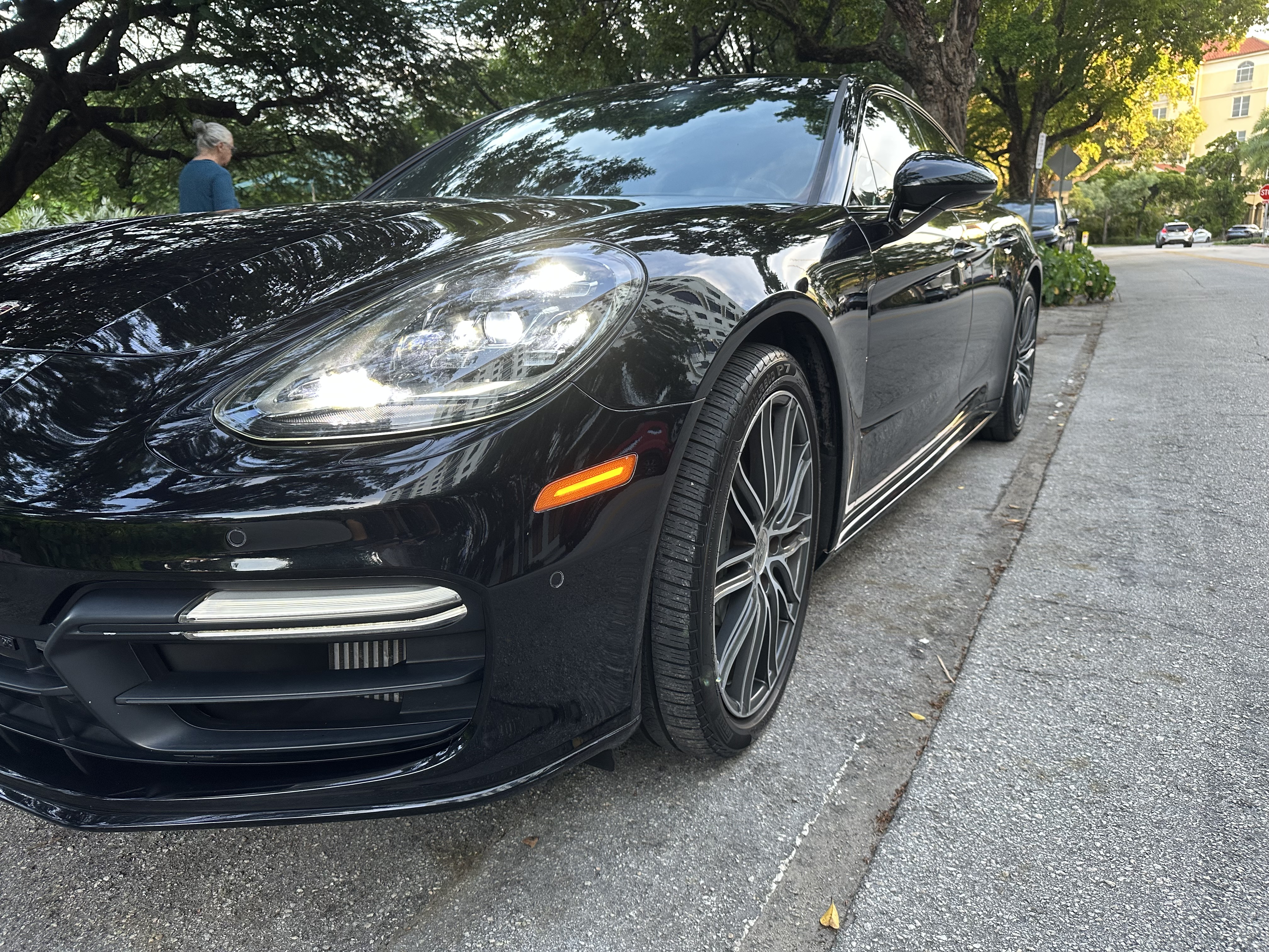 Used 2017 Porsche Panamera 4S AWD/4WD image 12