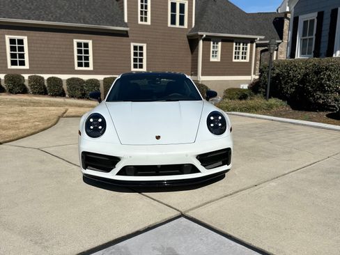 Used 2022 Porsche 911 Carrera GTS image 2