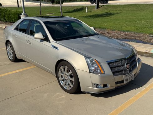 Used 2008 Cadillac CTS 3.6 w/ Luxury Level Two Package RWD image 4
