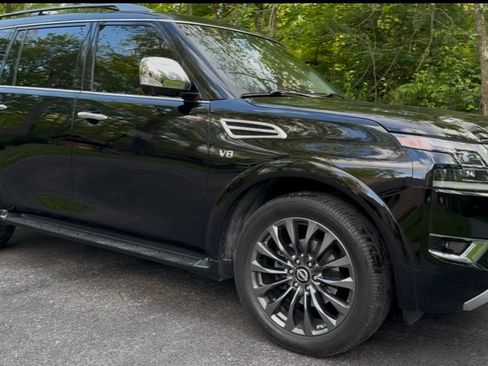 Used 2021 Nissan Armada Platinum w/ Captain's Chairs Package AWD/4WD image 14