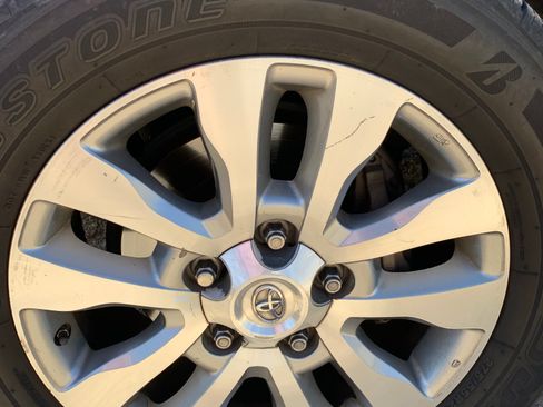 Used 2013 Toyota Tundra Platinum image 22