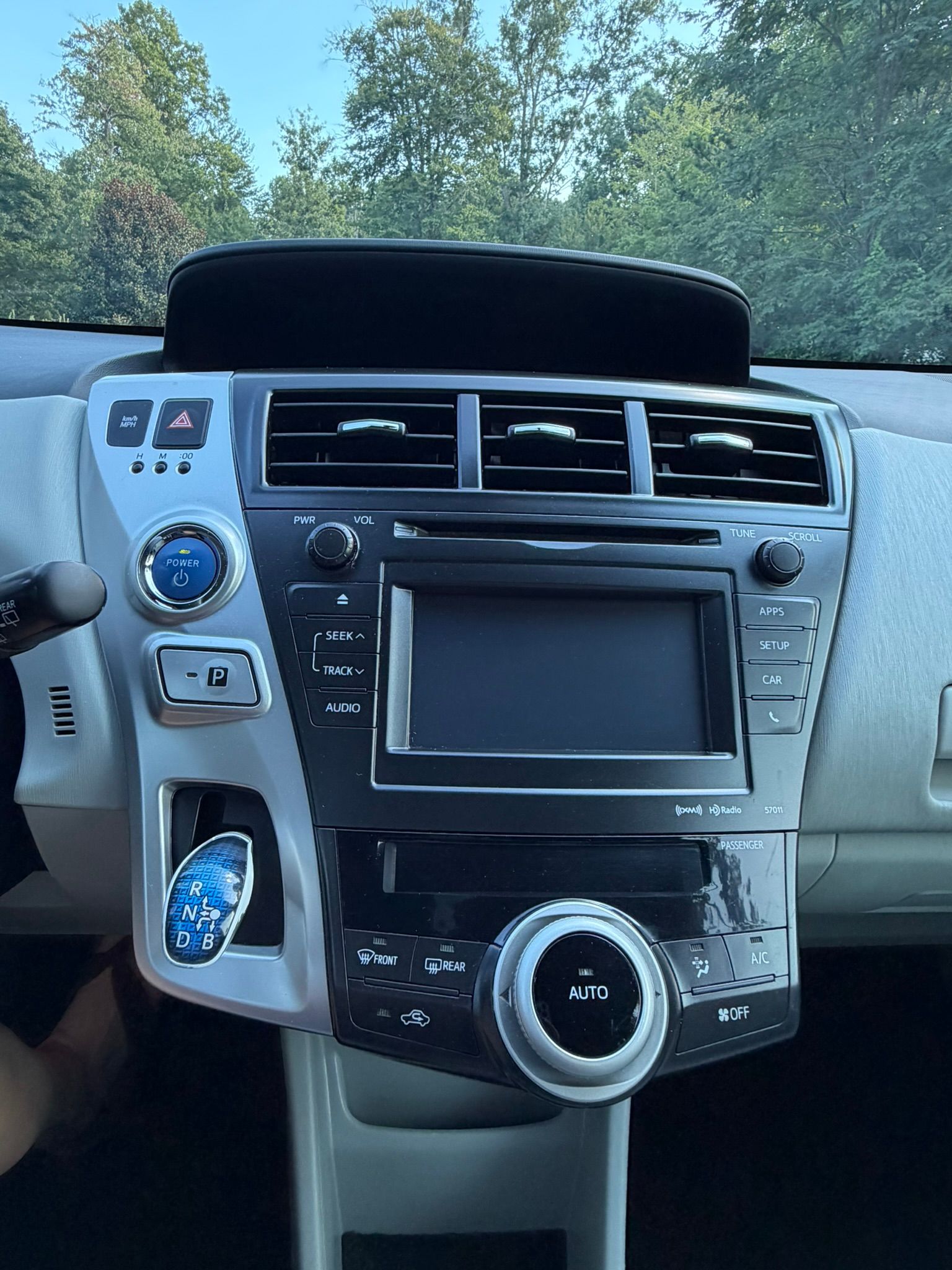 Used 2013 Toyota Prius V Five FWD image 19