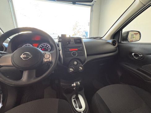 Used 2014 Nissan Versa SV image 12