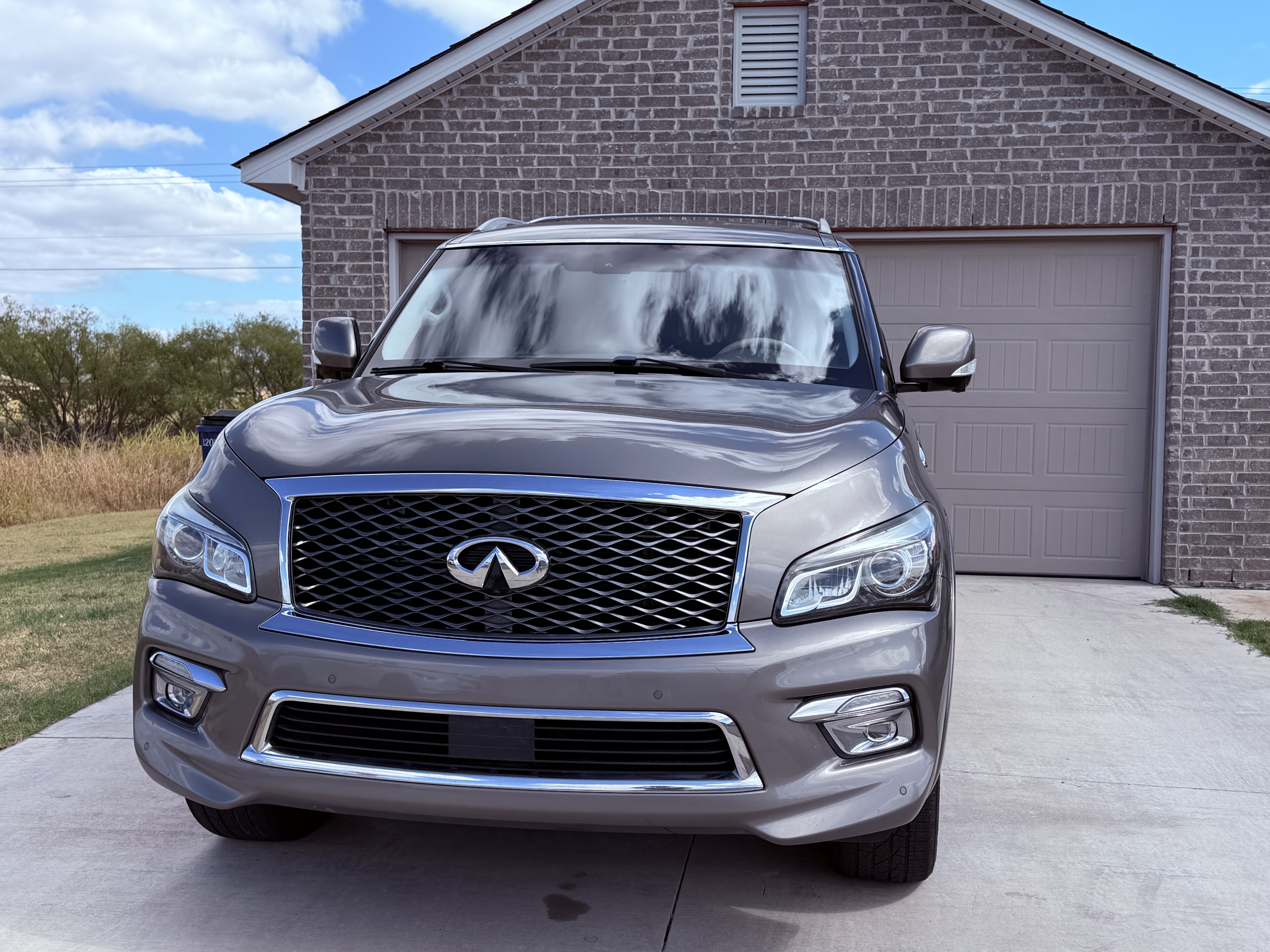 Used 2015 INFINITI QX80 4WD w/ Theater Package image 1