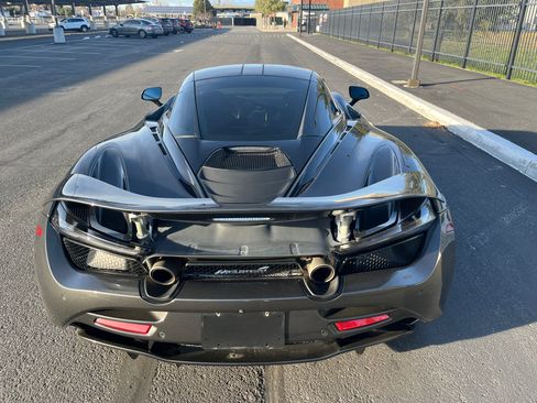 Used 2020 McLaren 720S image 10