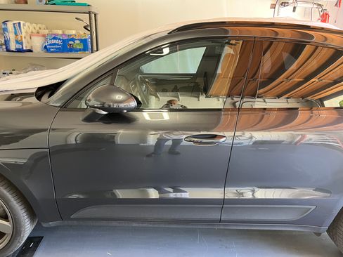 Used 2021 Porsche Macan S AWD/4WD image 6