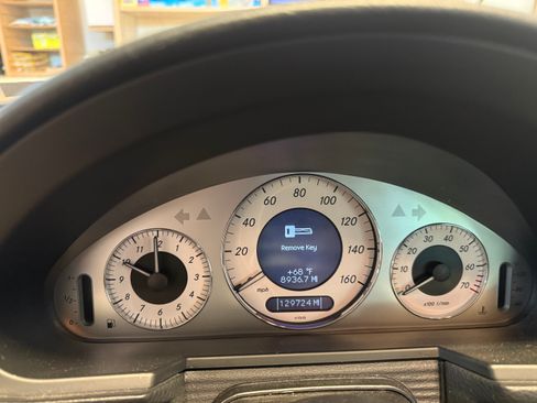 Used 2008 Mercedes-Benz E 350 Sedan image 5