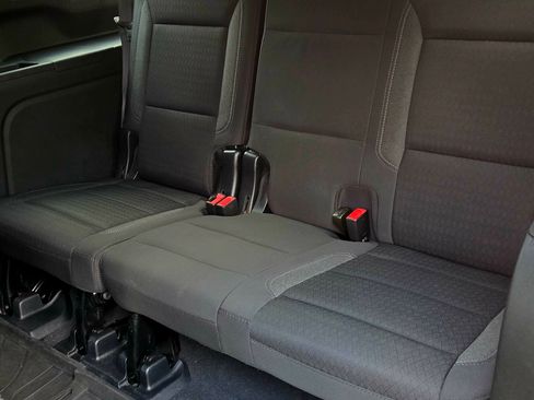 Used 2023 Chevrolet Suburban LS image 15