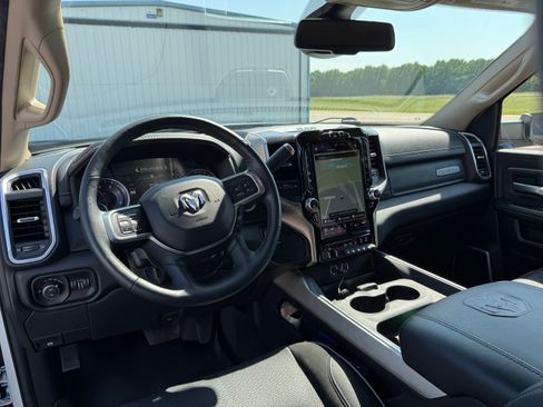 Used 2020 RAM 3500 Laramie image 11