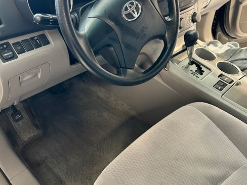 Used 2009 Toyota Highlander 4WD image 9