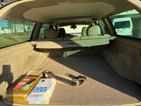 Used 2006 Volvo XC70 Ocean Race Edition image 9