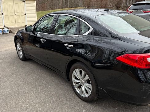 Used 2011 INFINITI M37 x w/ Premium Pkg AWD/4WD image 4