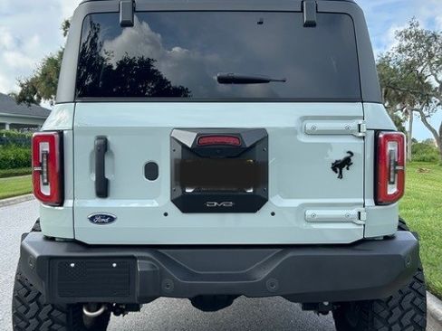 Used 2023 Ford Bronco Wildtrak image 5