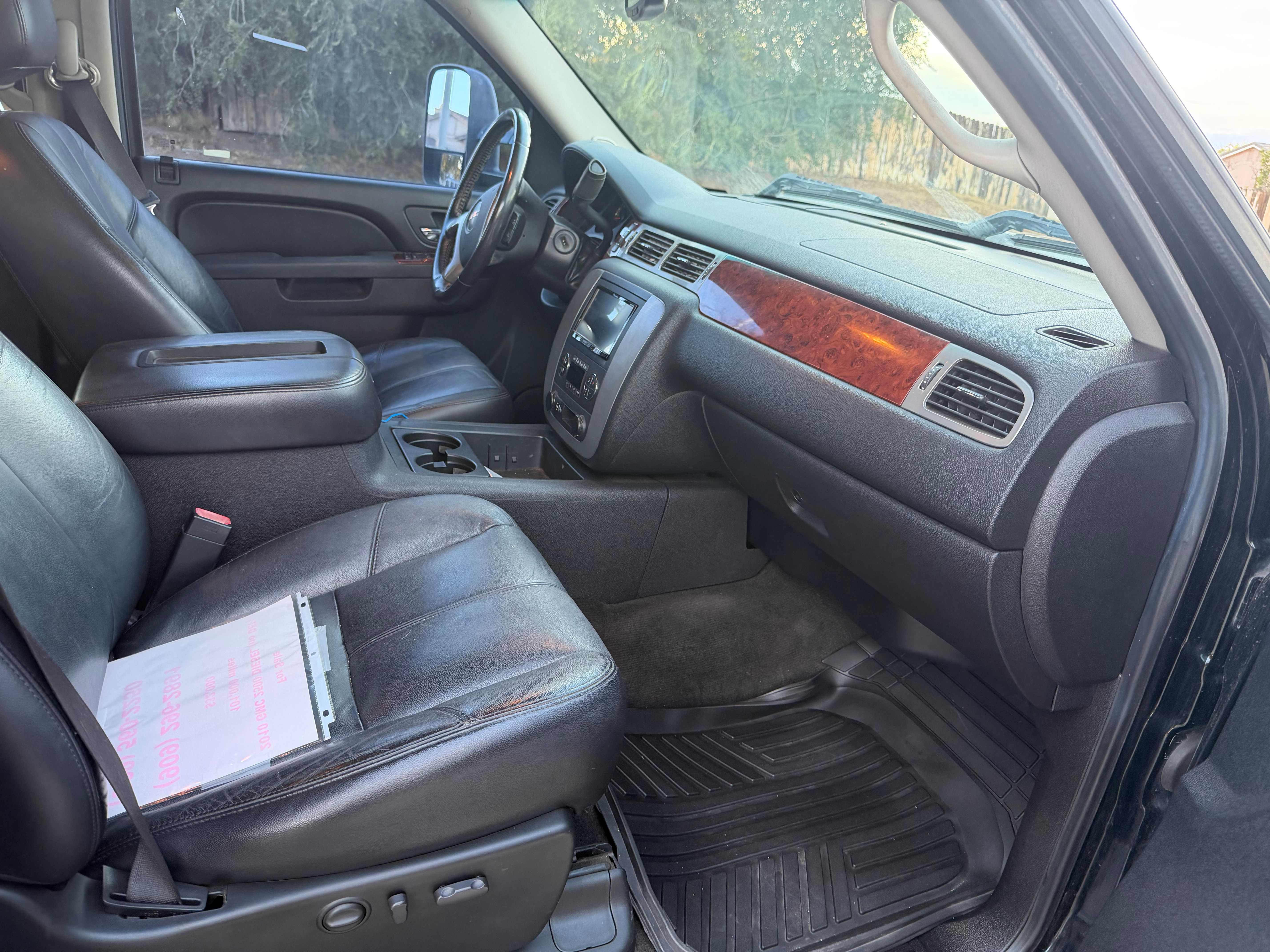 Used 2010 GMC Sierra 2500 SLT w/ SLT Convenience Package AWD/4WD image 8