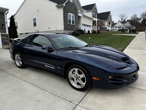 Used 2002 Pontiac Firebird Formula image 1