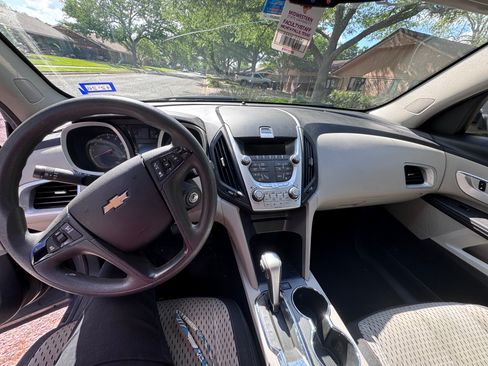 Used 2014 Chevrolet Equinox LS image 23