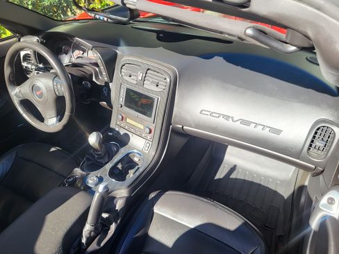 Used 2013 Chevrolet Corvette 427 w/ 1SB Preferred Equipment Group image 6