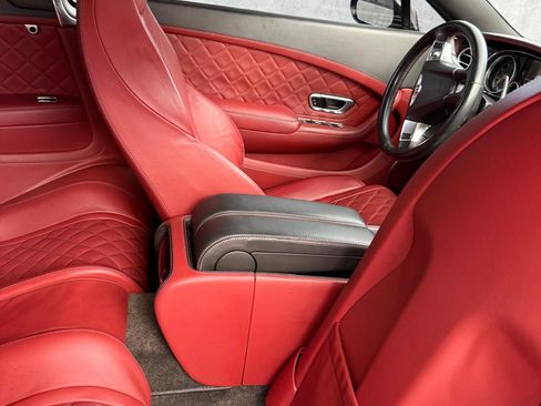 Used 2016 Bentley Continental GT V8 S image 25
