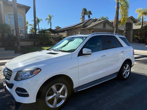 Used 2016 Mercedes-Benz GLE 350 image 4