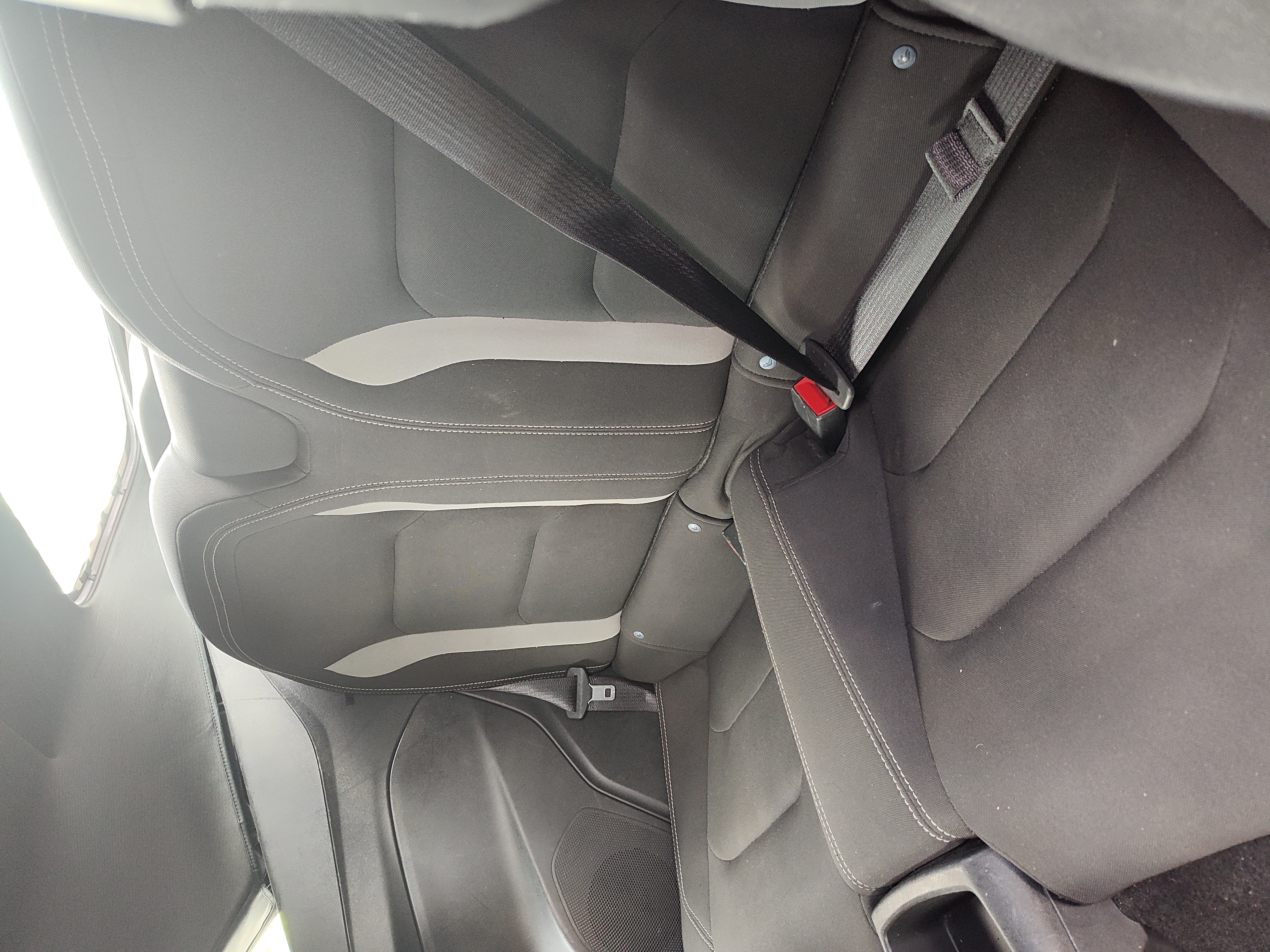 Used 2020 Chevrolet Camaro LT RWD image 9