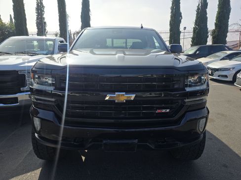 Used 2018 Chevrolet Silverado 1500 LTZ Z71 w/ LTZ Plus Package image 12
