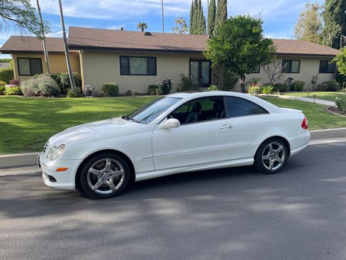 Used 2005 Mercedes-Benz CLK 500 Coupe image 5