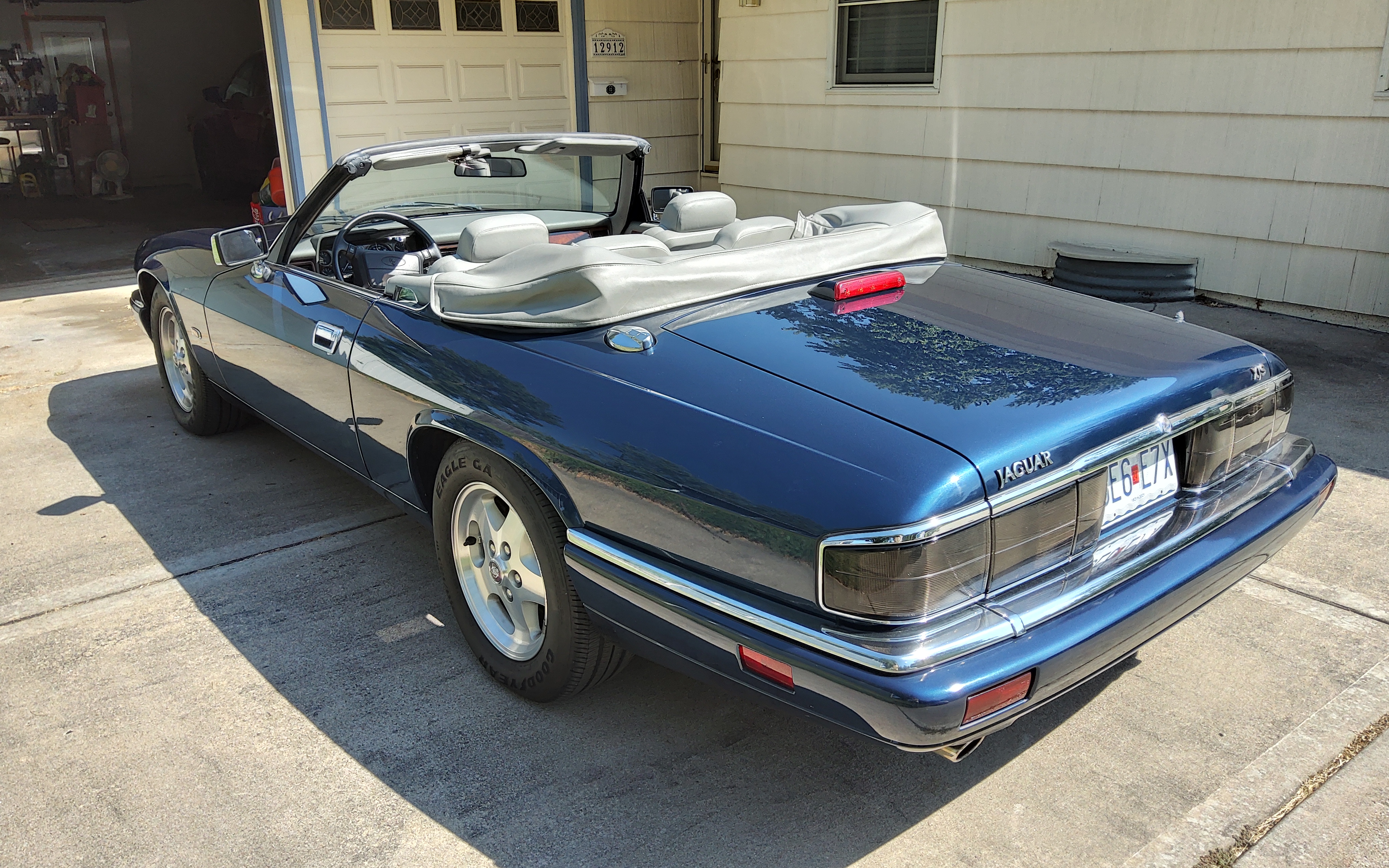 Used 1995 Jaguar XJS 4.0 Convertible RWD image 9