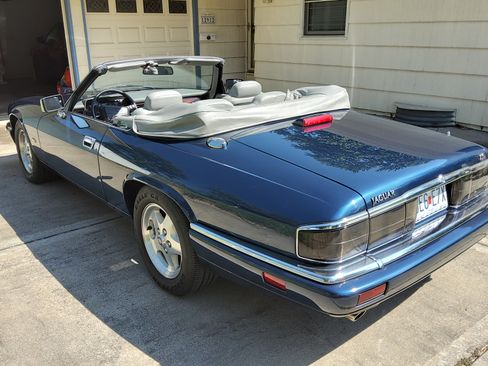 Used 1995 Jaguar XJS 4.0 Convertible RWD image 9