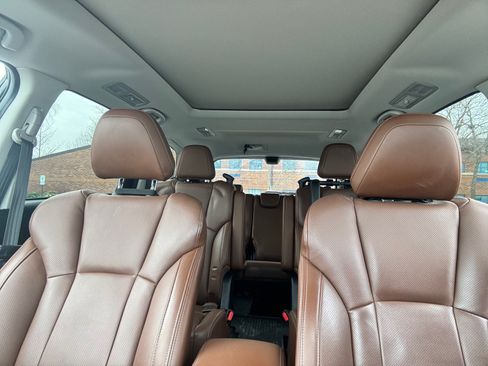 Used 2019 Subaru Ascent Touring w/ Popular Package #2 image 13