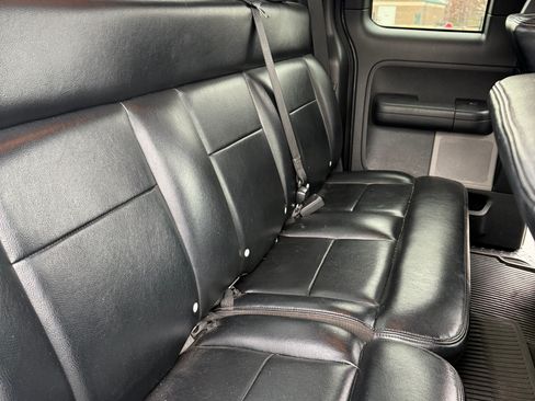 Used 2004 Ford F150 Lariat image 10