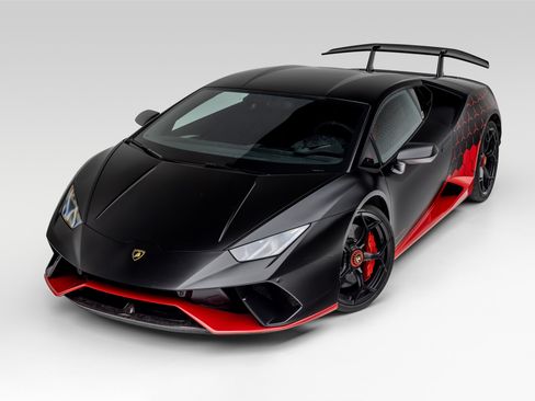 Used 2019 Lamborghini Huracan Performante image 1