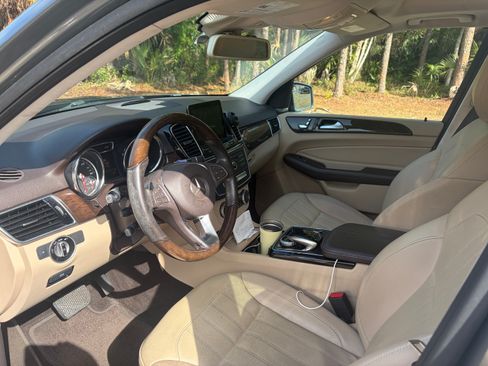 Used 2018 Mercedes-Benz GLE 350 image 5