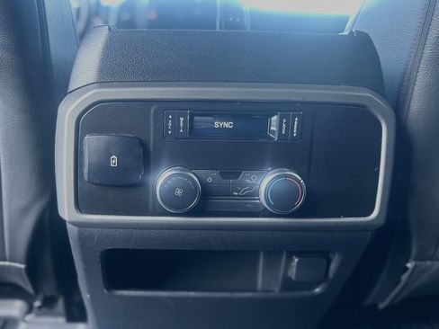 Used 2018 Ford Expedition Max XLT image 9