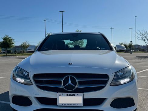 Used 2018 Mercedes-Benz C 300 Sedan image 2