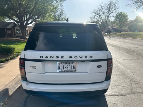 Used 2020 Land Rover Range Rover HSE image 5