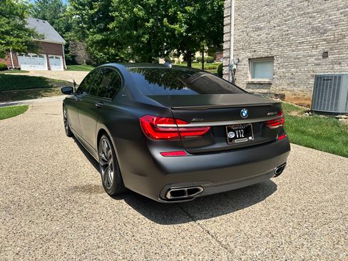 Used 2017 BMW M760i xDrive AWD/4WD image 10