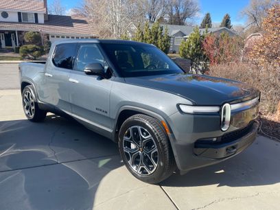 Used 2025 Rivian R1T Adventure