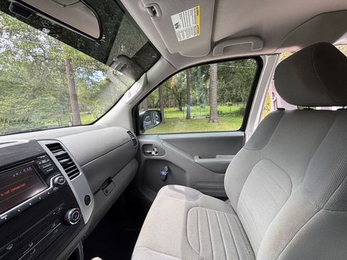 Used 2018 Nissan Frontier S RWD image 26
