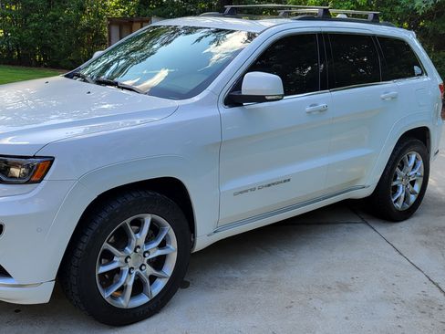 Used 2015 Jeep Grand Cherokee Summit w/ Platinum Series Group AWD/4WD image 1