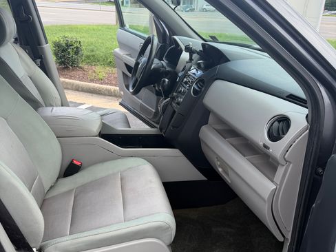 Used 2015 Honda Pilot EX image 6