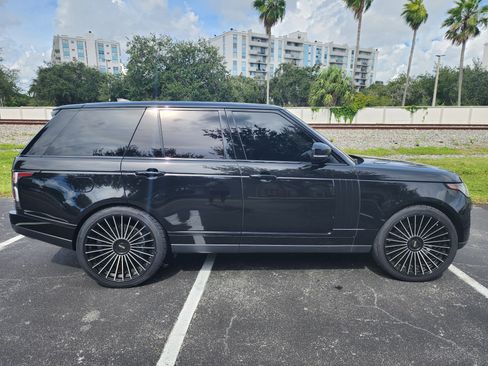 Used 2019 Land Rover Range Rover image 30