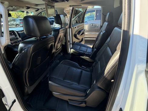 Used 2016 GMC Yukon XL Denali w/ Open Road Package AWD/4WD image 5