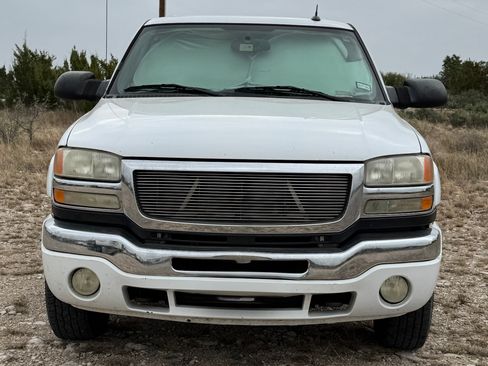 Used 2005 GMC Sierra 2500 SLE w/ Heavy-Duty Power Package image 5