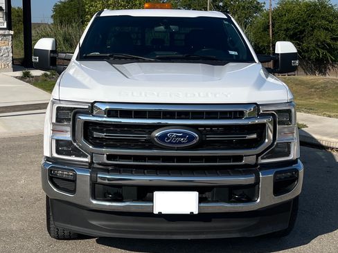 Used 2022 Ford F250 Lariat w/ Lariat Ultimate Package image 4