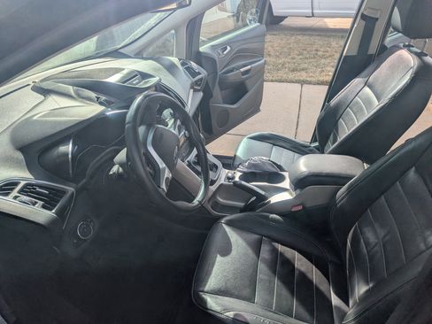 Used 2013 Ford C-MAX SEL image 9