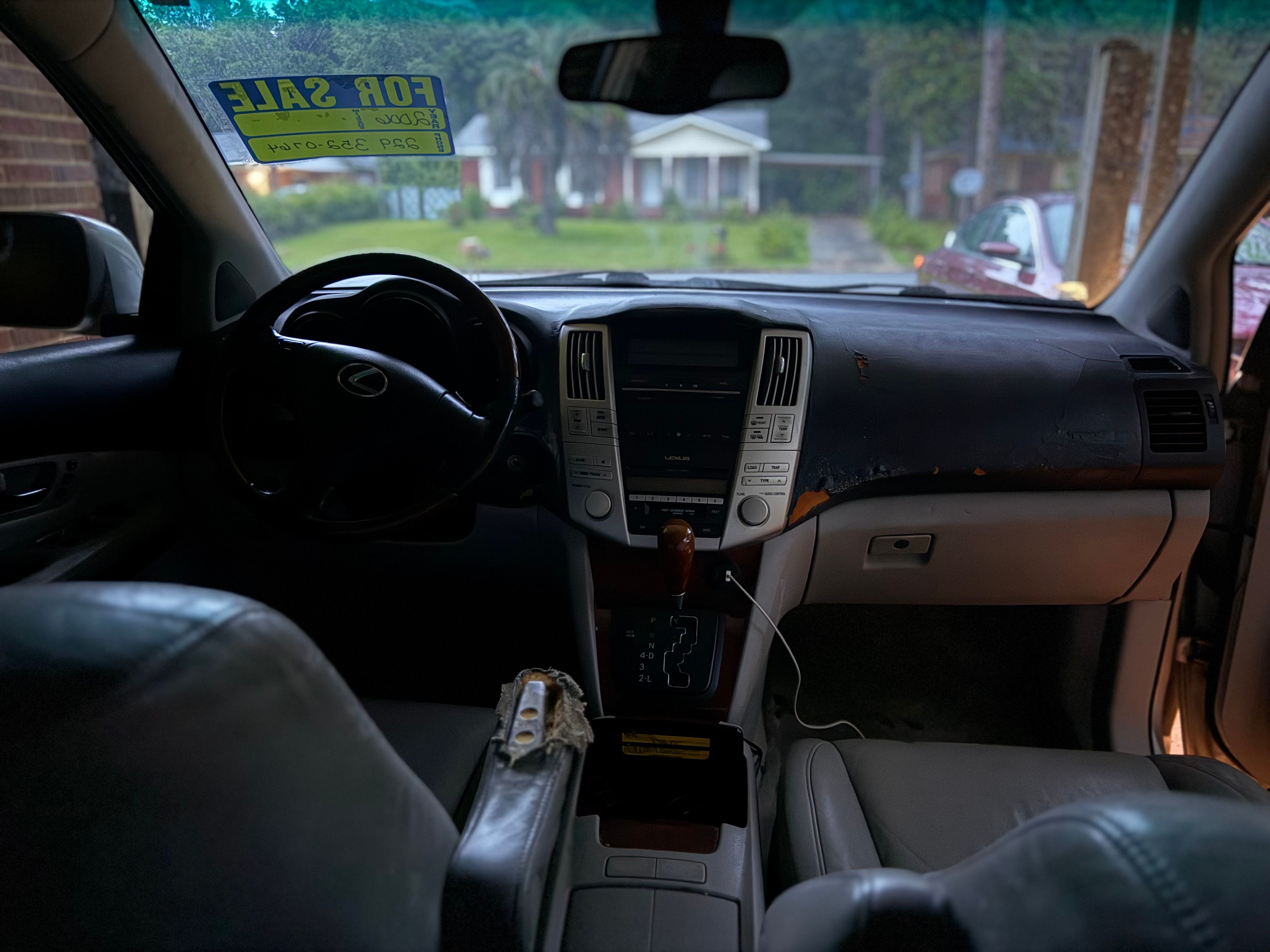 Used 2006 Lexus RX 330 FWD image 6