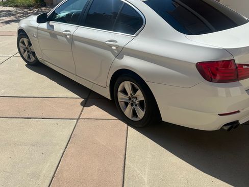 Used 2011 BMW 528i Sedan RWD image 10