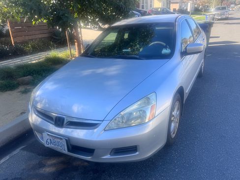 Used 2007 Honda Accord SE image 5
