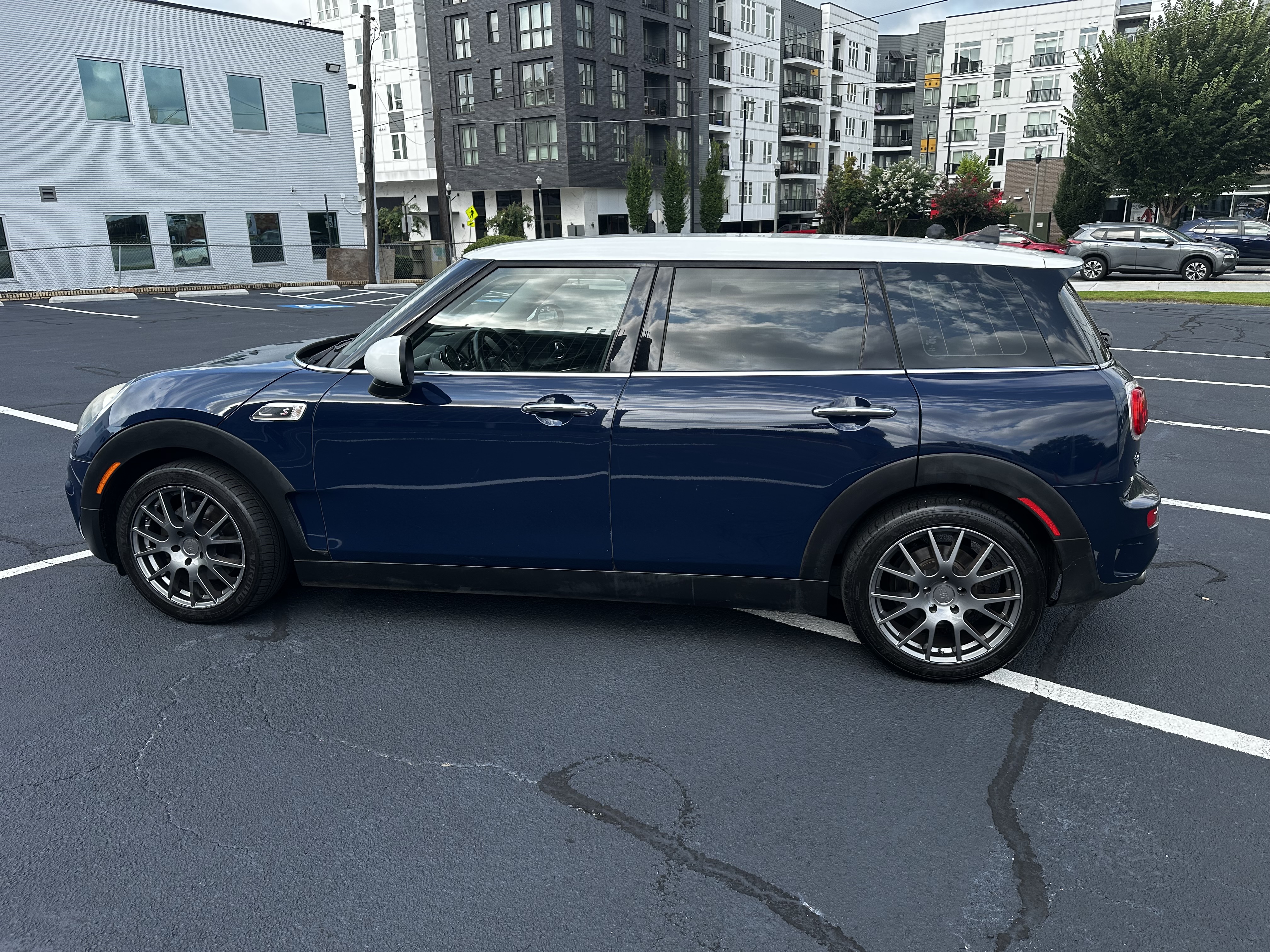 Used 2017 MINI Cooper Clubman S FWD image 13