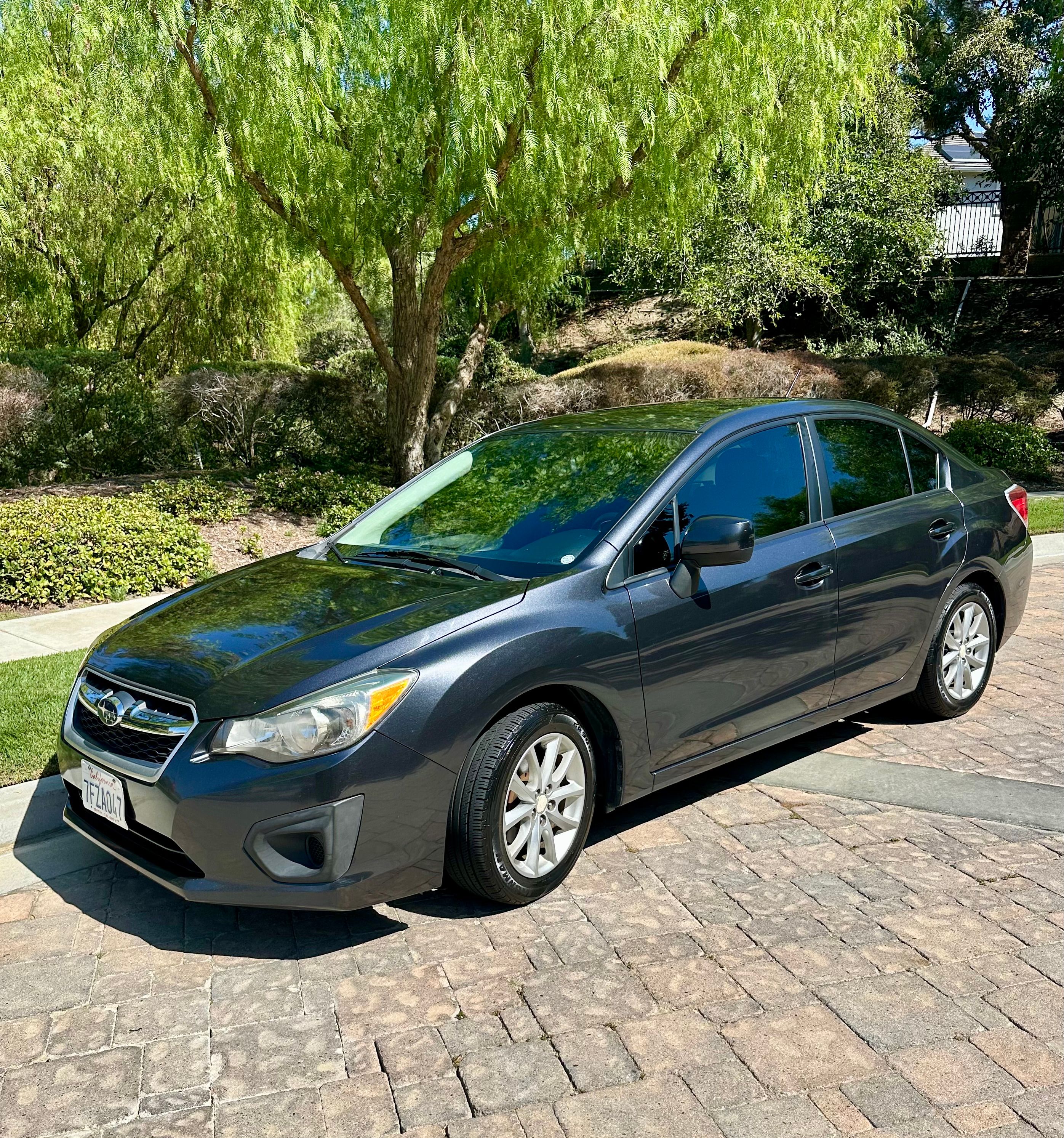 Used 2014 Subaru Impreza 2.0i Premium w/ All-Weather Package w/CVT AWD/4WD image 1